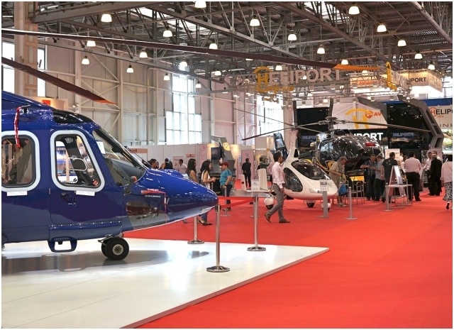 Стенд Altitudes Russia на HeliRussia 2014 в Крокус Экспо укомплектован креативной авторской мебелью из массива кокосовой пальмы Pacific Green 